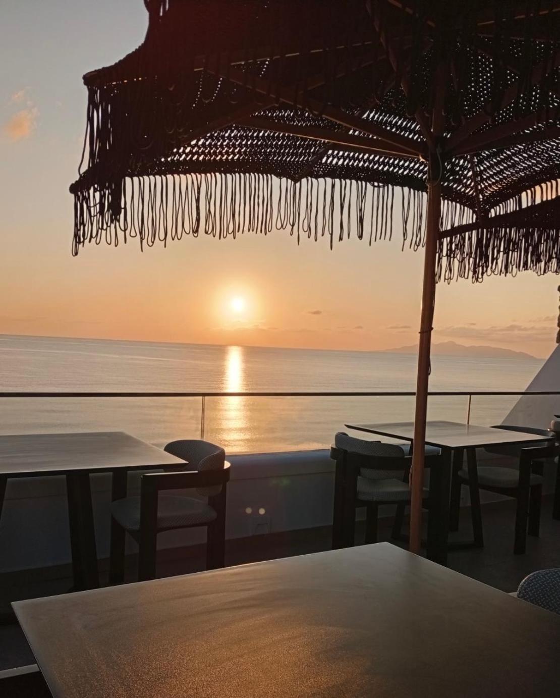 Aelia Thalassa Monolithos Esterno foto